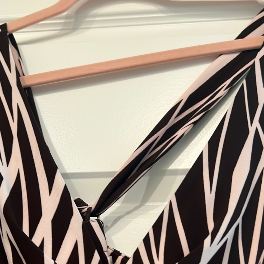 Donna Ricco Brown and Cream Halter Midi Dress - Picture 3 of 9